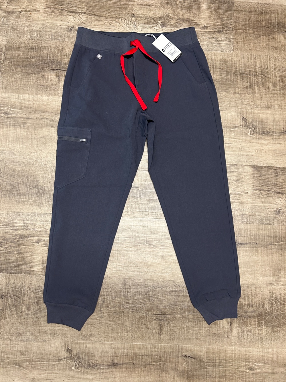 Figs Women’s Zamora Jogger style scrub pants with Red Drawcord
